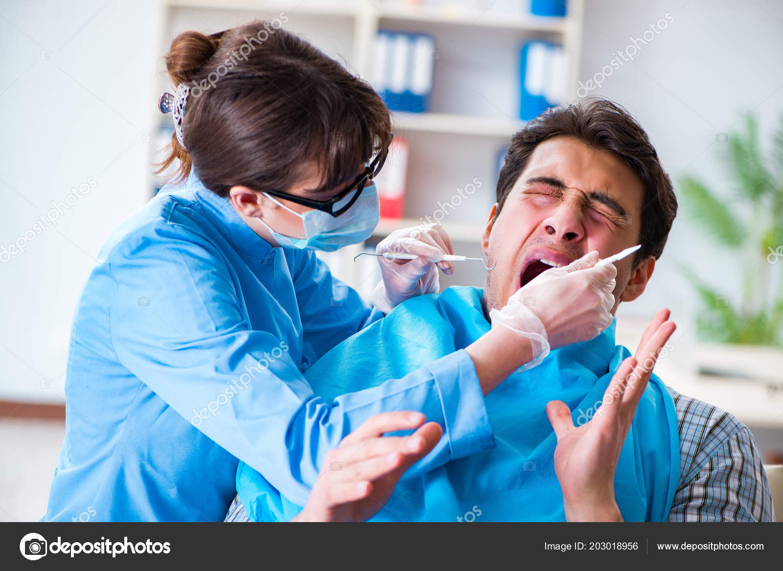 Пациент боится стоматолога